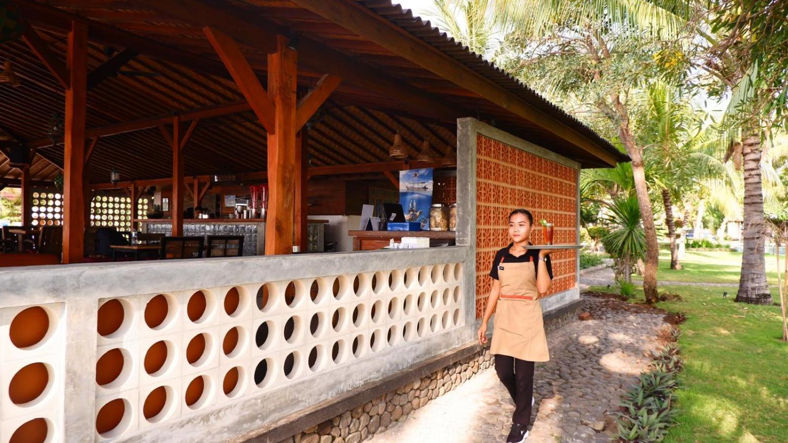 Mina Tanjung Hotel Luaran gambar